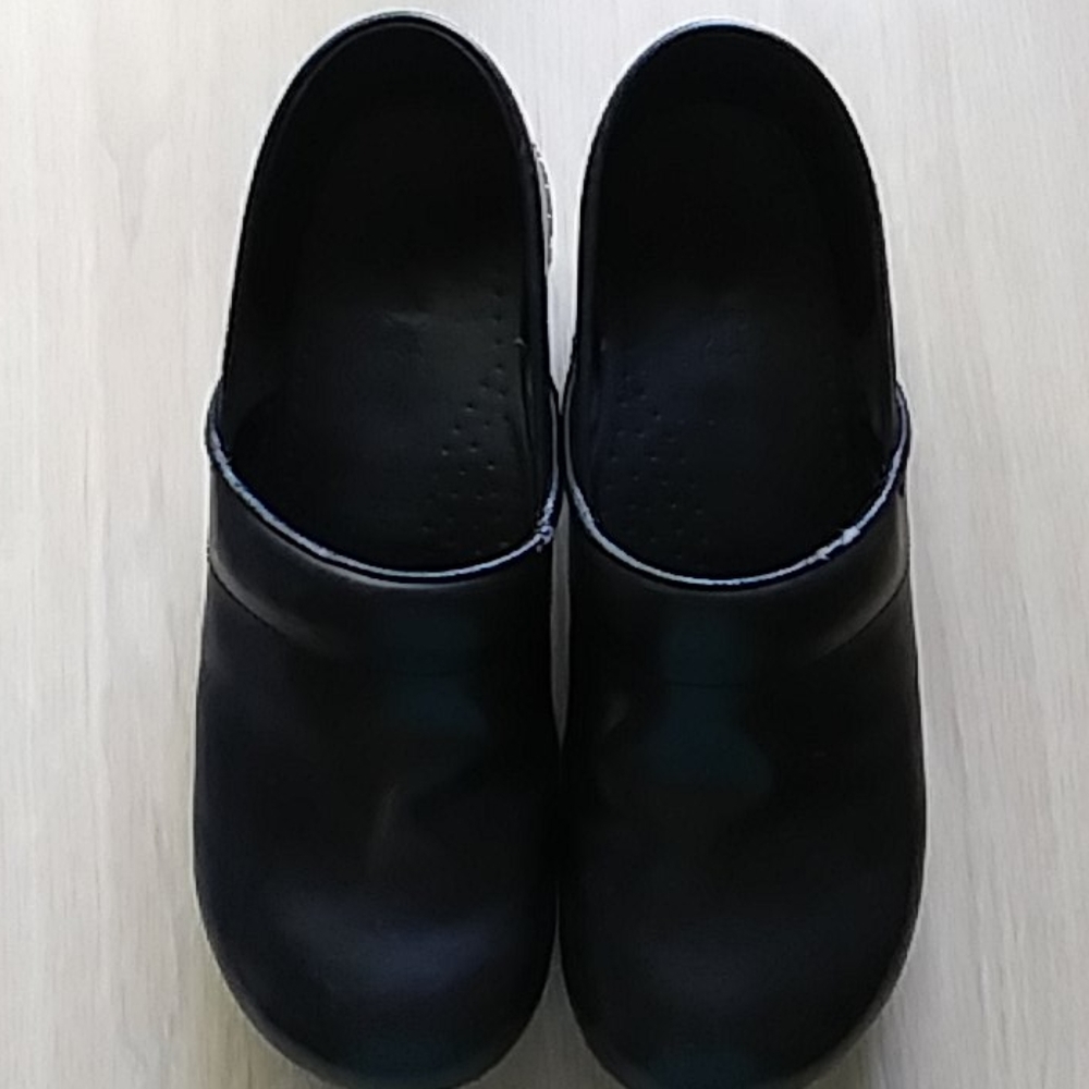 Dansko Professional Clog 41 Comfort 2”heel
